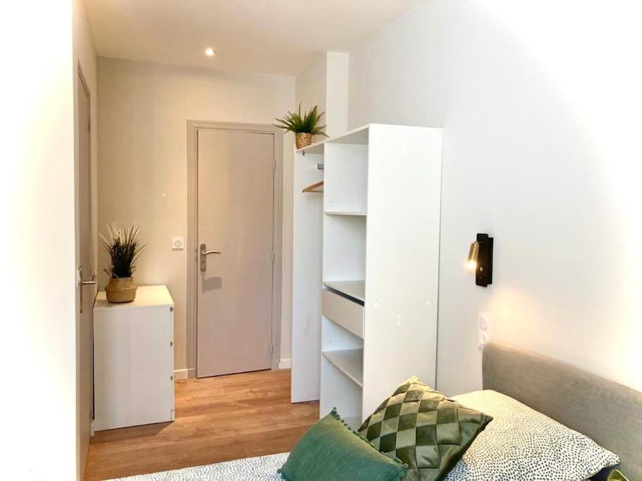 Collobrières Le Palm Appartement Elegant & Design En Bord Riviere מראה חיצוני תמונה