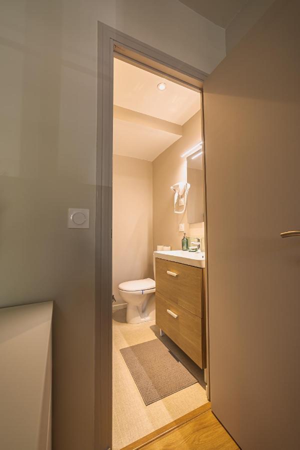 Collobrières Le Palm Appartement Elegant & Design En Bord Riviere מראה חיצוני תמונה