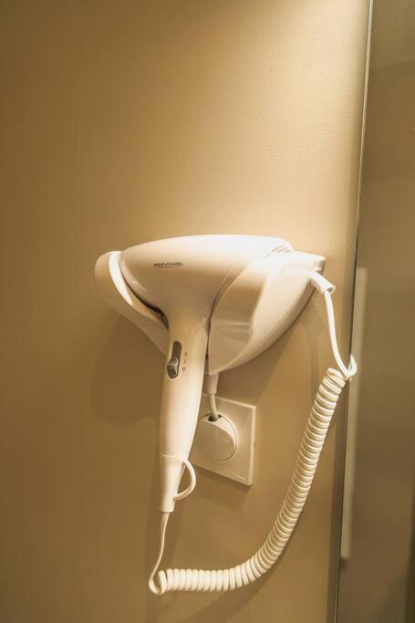 Collobrières Le Palm Appartement Elegant & Design En Bord Riviere מראה חיצוני תמונה
